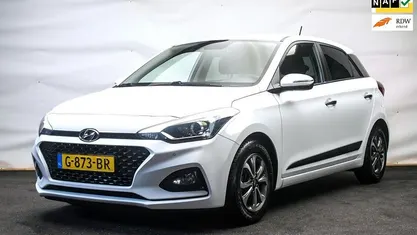 Occasion 2019 Hyundai i20 Premium Hatchback | € 11.745 (Eerlijke prijs)
