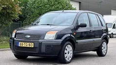 Gebruikt 2006 Ford Fusion MPV | € 2.750 (Eerlijke prijs)