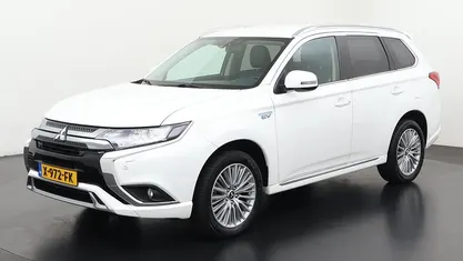 Gebruikt 2019 Mitsubishi Outlander P-HEV Edition SUV | € 21.690 (Eerlijke prijs)