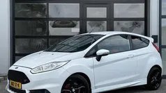 Wit Gebruikt 2013 Ford Fiesta ST Hatchback | € 9.995 (Eerlijke prijs)
