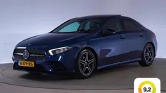 Blauw, metallic lak Gebruikt 2020 Mercedes A180 Business Sedan | € 25.745 (Eerlijke prijs)