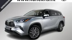 Zilver Gebruikt 2023 Toyota Highlander Executive SUV | € 66.950 (Eerlijke prijs)