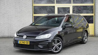 Occasion VW Golf VII R-line 150 PK (110 kW) 2020 Zwart Stationwagen