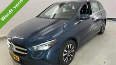 Blauw Gebruikt 2020 Mercedes B200 Business MPV | € 25.990 (Eerlijke prijs)