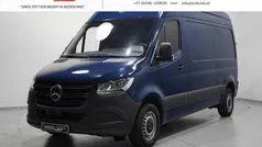Blauw Gebruikt 2024 Mercedes Sprinter Van | € 38.800 (Eerlijke prijs)
