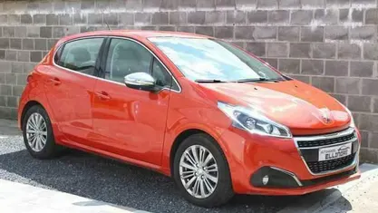 Occasion Peugeot 208 Style 73 PK (53 kW) 2016 Hatchback