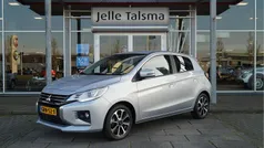 Grijs, metallic lak Gebruikt 2023 Mitsubishi Space Star Instyle Hatchback | € 17.245 (Eerlijke prijs)