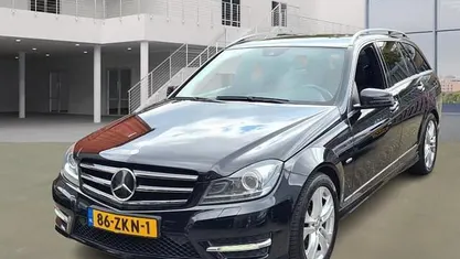 Zwart (metallic) Occasion 2012 Mercedes C350 Avantgarde Stationwagen | € 8.499 (Eerlijke prijs)