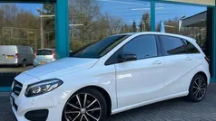 Gebruikt 2015 Mercedes B200 MPV | € 17.900 (Eerlijke prijs)