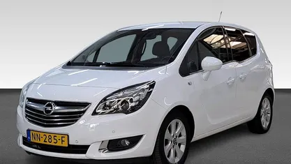 Wit Gebruikt 2017 Opel Meriva MPV | € 10.440 (Eerlijke prijs)