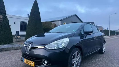 Occasion Renault Clio IV Expression 90 PK (66 kW) 2014 Zwart Hatchback