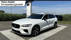 Wit Gebruikt 2021 Volvo V60 R-Design Stationwagen | € 34.940 (Eerlijke prijs)