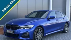 Blauw Gebruikt 2020 BMW 330 M Sport Sedan | € 32.795 (Goede deal)