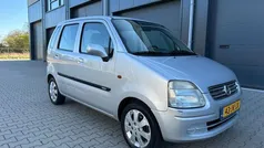 Grijs Gebruikt 2002 Opel Agila Edition Hatchback | € 1.499 (Eerlijke prijs)