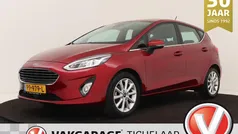 Rood Gebruikt 2017 Ford Fiesta Titanium Hatchback | € 9.399 (Eerlijke prijs)