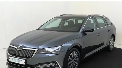 Occasion Skoda Superb Business Line 218 PK (160 kW) 2021 Grijs Hatchback