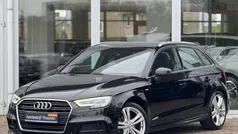 Zwart, metallic lak Gebruikt 2018 Audi A3 Sportback S-Line Hatchback | € 18.900 (Eerlijke prijs)