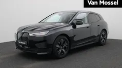 Zwart Gebruikt 2023 BMW iX Executive SUV | € 48.745 (Goede deal)