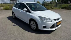 Wit Gebruikt 2012 Ford Focus Trend Hatchback | € 1.650 (Super prijs)