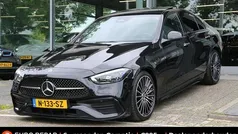 Zwart, metallic lak Gebruikt 2022 Mercedes C200 AMG line Sedan | € 42.995 (Goede deal)