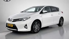 Gebruikt 2015 Toyota Auris Limited Hatchback | € 15.845 (Eerlijke prijs)