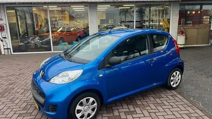 Occasion 2010 Peugeot 107 Hatchback | € 1.950 (Super prijs)