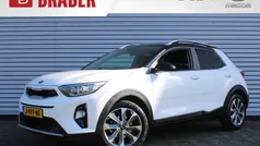 Wit Gebruikt 2020 Kia Stonic SUV | € 18.545 (Eerlijke prijs)