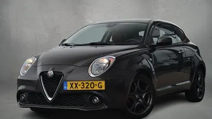Grijs (metallic) Gebruikt 2019 Alfa Romeo MiTo Super Hatchback | € 9.950 (Eerlijke prijs)
