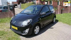 Zwart Gebruikt 2009 Renault Twingo Dynamique Hatchback | € 2.950 (Eerlijke prijs)