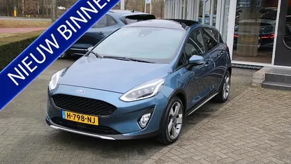 Blauw (metallic) Occasion 2019 Ford Fiesta Active Hatchback | € 16.850 (Eerlijke prijs)