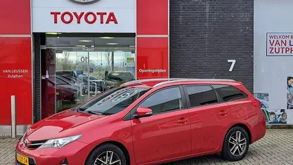 Gebruikt 2014 Toyota Auris Trend Stationwagen | € 11.400 (Eerlijke prijs)