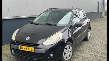 Zwart Occasion 2010 Renault Clio GrandTour Stationwagen | € 3.499 (Eerlijke prijs)