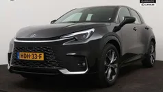 Zwart Gebruikt 2025 Lexus LBX SUV | € 44.950 (Eerlijke prijs)
