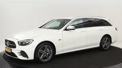 Wit Gebruikt 2021 Mercedes E300 AMG Stationwagen | € 35.400 (Eerlijke prijs)