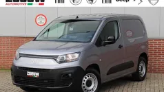 Grijs Gebruikt 2022 Fiat e-Doblò MPV | € 21.450 (Eerlijke prijs)