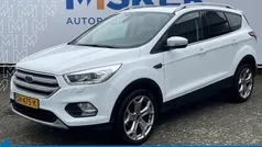 Wit Gebruikt 2018 Ford Kuga Titanium SUV | € 16.350 (Eerlijke prijs)