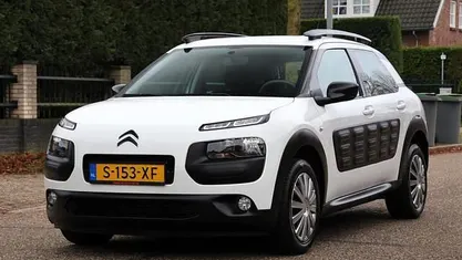 Wit Gebruikt 2015 Citroën C4 Feel SUV | € 4.995 (Eerlijke prijs)