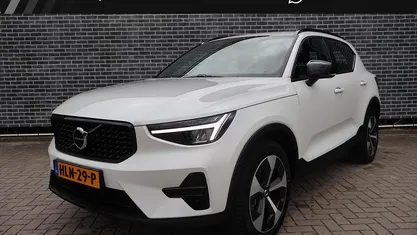Gebruikt 2025 Volvo XC40 Plus SUV | € 43.894 (Eerlijke prijs)