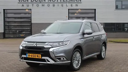 Occasion Mitsubishi Outlander Intense+ 177 PK (130 kW) 2020 SUV