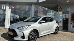 Grijs Gebruikt 2021 Toyota Yaris Plus Hatchback | € 20.399 (Eerlijke prijs)
