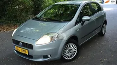 Grijs Gebruikt 2007 Fiat Grande Punto Dynamic Hatchback | € 2.150 (Eerlijke prijs)