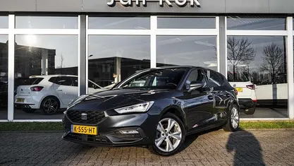 Grijs Occasion 2020 Seat Leon FR Hatchback | € 19.400 (Eerlijke prijs)