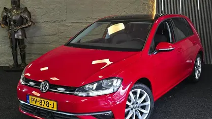 Gebruikt 2017 VW Golf VII Highline Hatchback | € 14.499 (Super prijs)