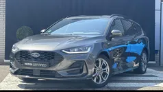 Grijs Gebruikt 2024 Ford Focus ST-Line X Stationwagen | € 29.945 (Eerlijke prijs)