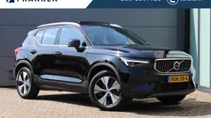 Zwart Gebruikt 2023 Volvo XC40 Plus SUV | € 41.800 (Eerlijke prijs)