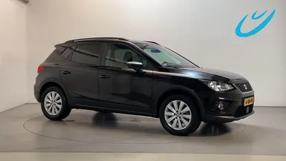 Zwart Gebruikt 2019 Seat Arona Style SUV | € 15.250 (Eerlijke prijs)