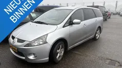 Grijs, metallic lak Gebruikt 2006 Mitsubishi Grandis Intense MPV | € 1.250 (Eerlijke prijs)