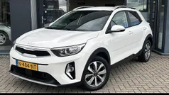 Wit Gebruikt 2021 Kia Stonic SUV | € 17.450 (Eerlijke prijs)