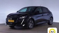 Zwart Gebruikt 2020 Peugeot e-208 Allure Hatchback | € 13.445 (Eerlijke prijs)