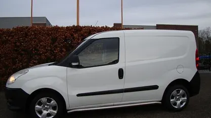 Gebruikt 2011 Fiat Doblò MPV | € 2.499 (Eerlijke prijs)